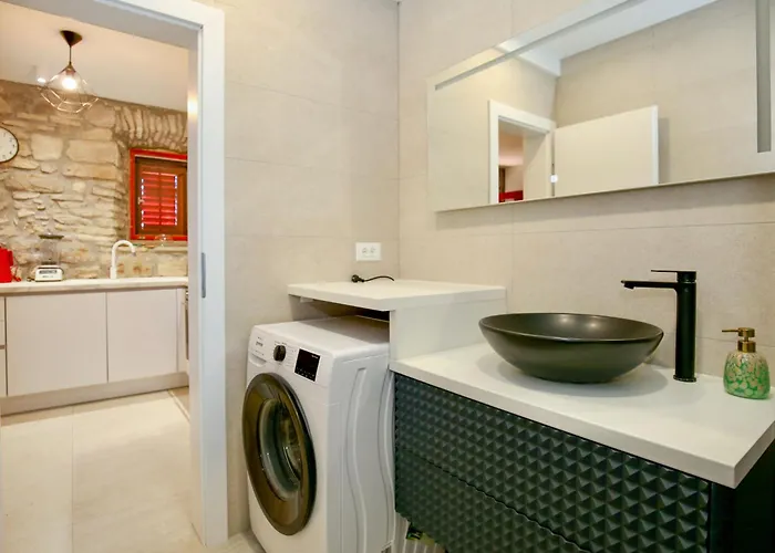 Prusina By Interhome 度假居